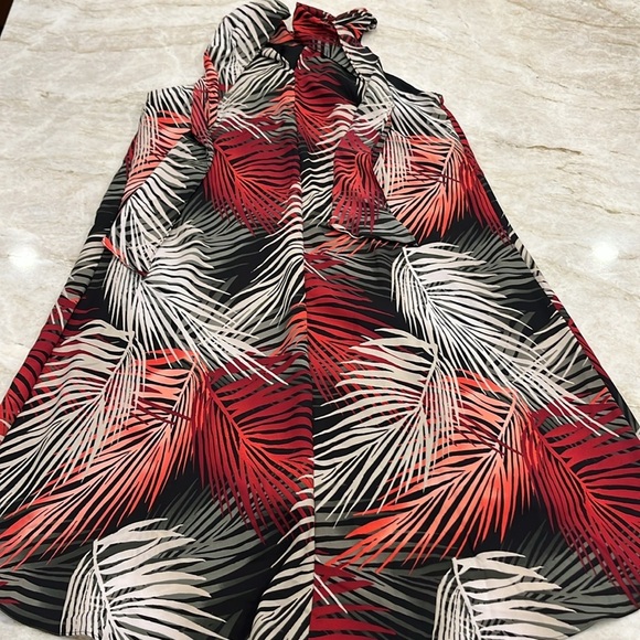 White House Black Market | A-Line Halter Palm Frond Dress | Red Multi | 4 - Picture 8 of 11